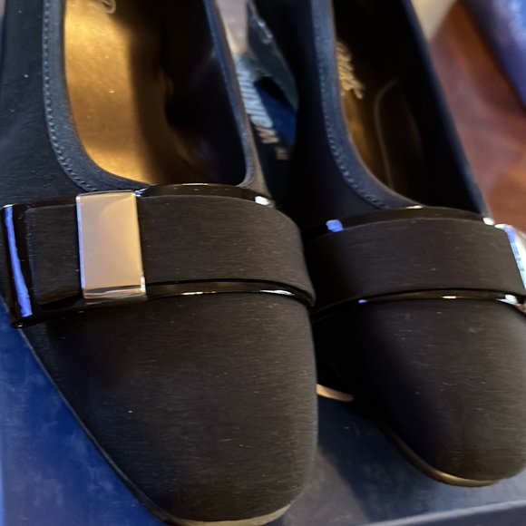 (181) NWT ladies black micro flats by Rose Petals/Walking Cradles. Size 6 1/2 - Picture 3 of 8